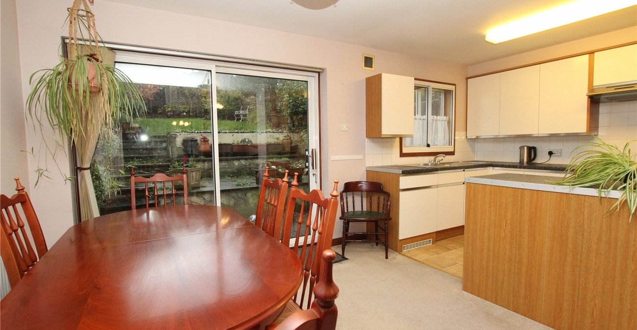 3 bedroom house for sale in Shooters Hill | Robinson Jackson