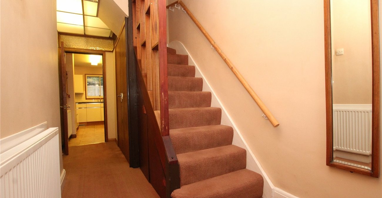 3 bedroom house for sale in Shooters Hill | Robinson Jackson