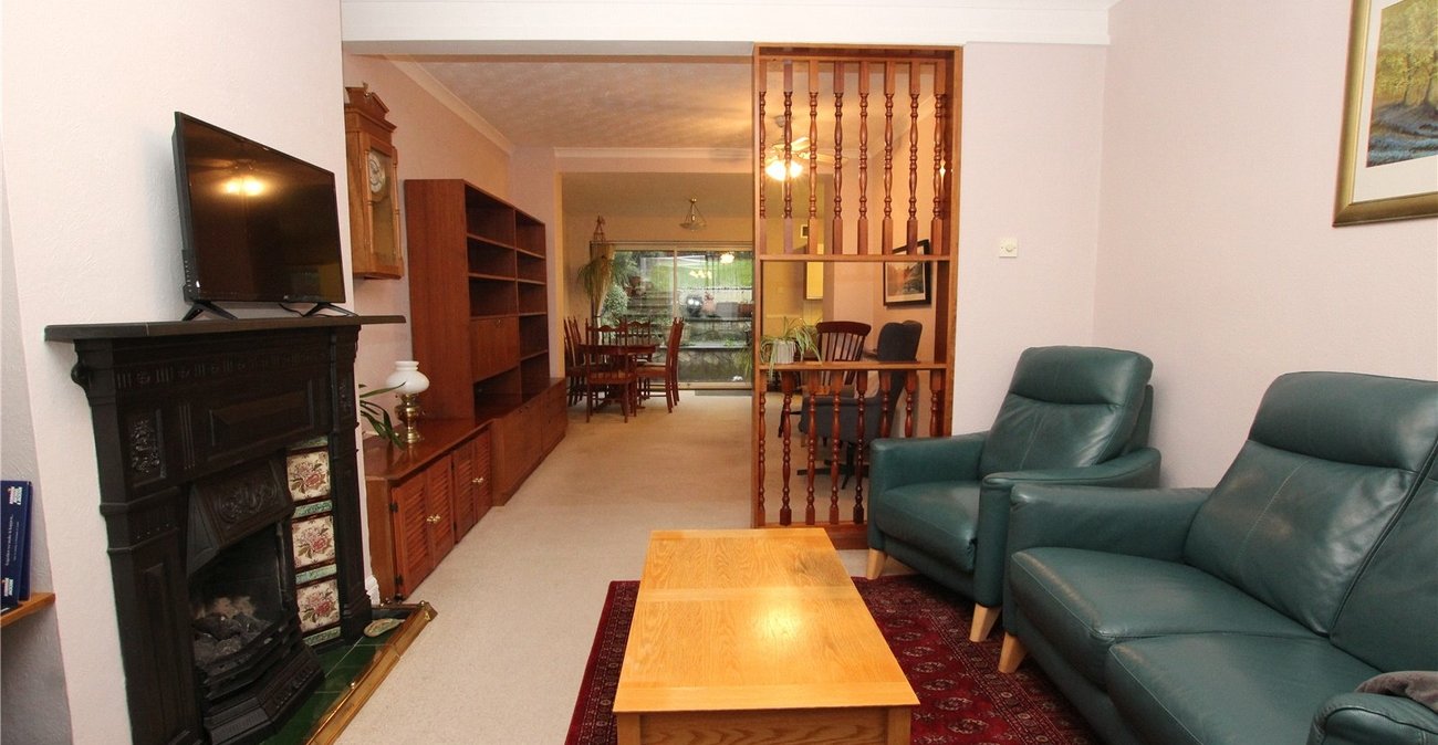 3 bedroom house for sale in Shooters Hill | Robinson Jackson