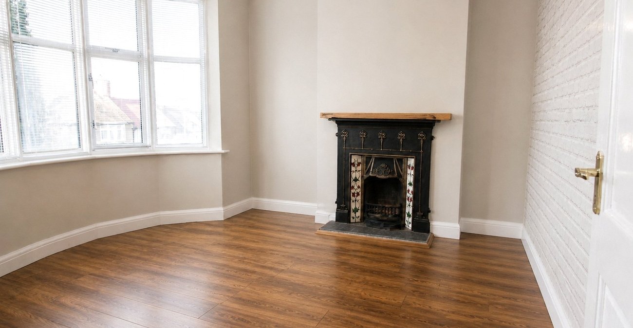 3 bedroom house for sale in Shooters Hill | Robinson Jackson