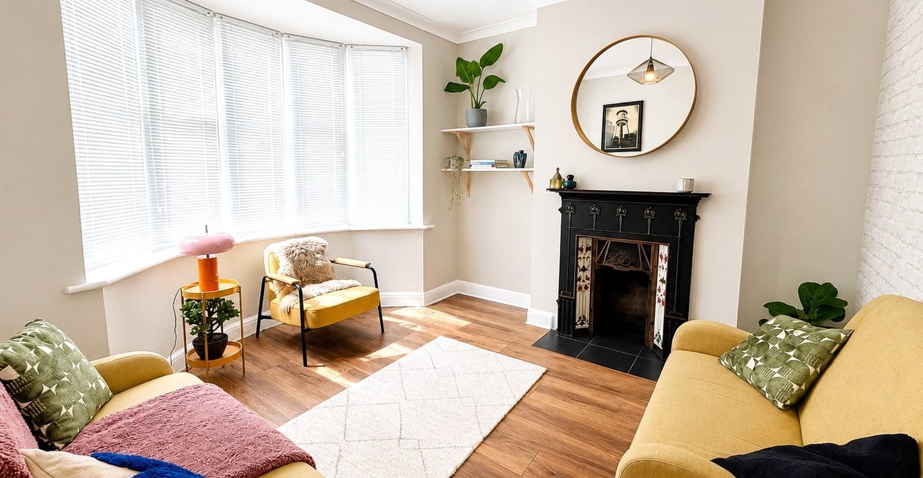3 bedroom house for sale in Shooters Hill | Robinson Jackson
