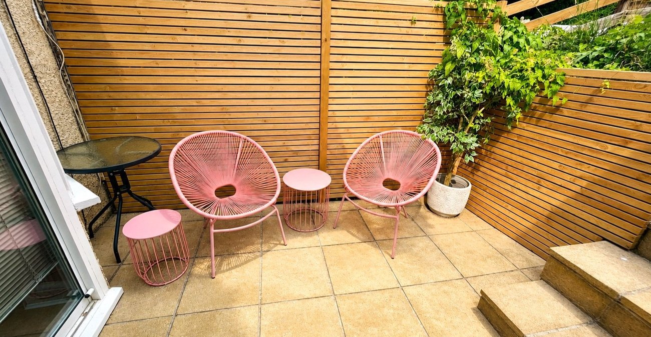 3 bedroom house for sale in Shooters Hill | Robinson Jackson