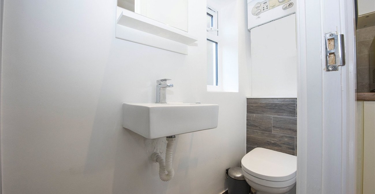 3 bedroom house for sale in Shooters Hill | Robinson Jackson