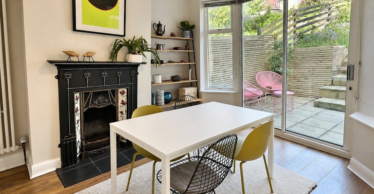 3 bedroom house for sale in Shooters Hill | Robinson Jackson