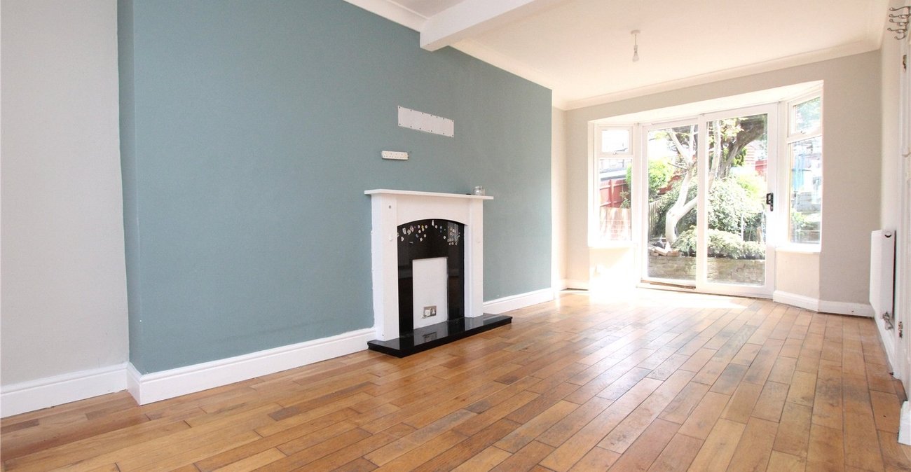 3 bedroom house for sale in Shooters Hill | Robinson Jackson