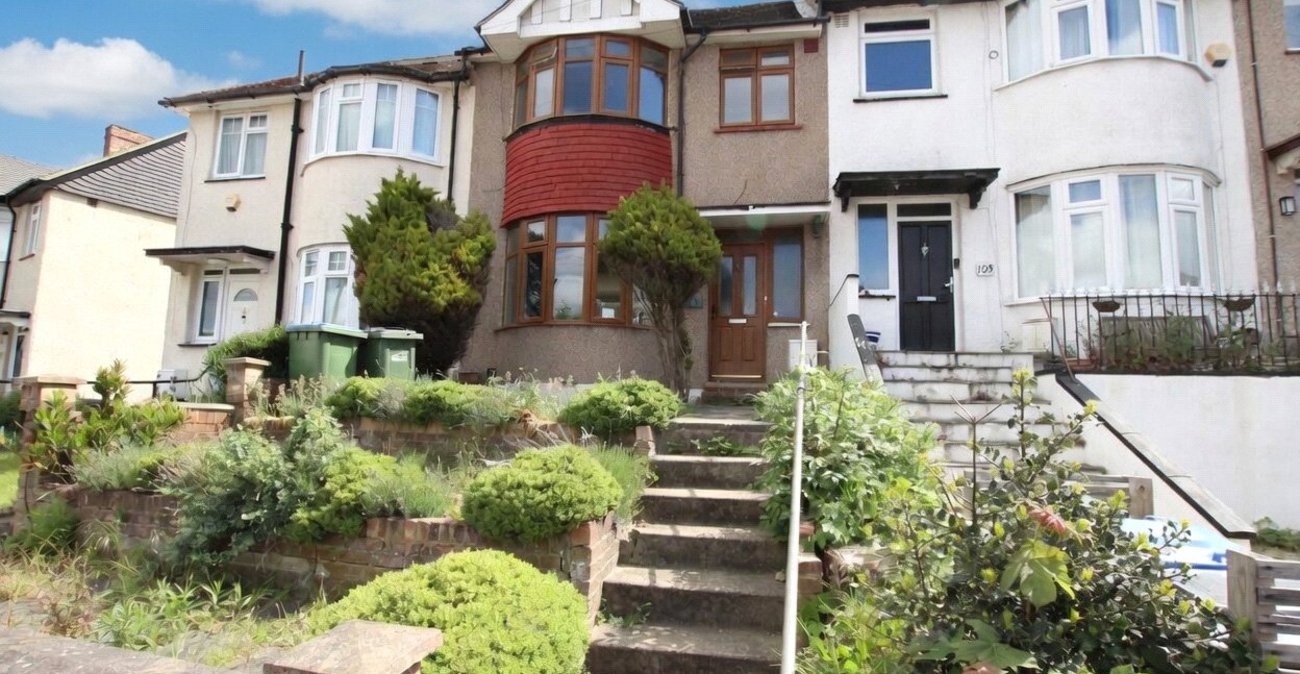 3 bedroom house for sale in Shooters Hill | Robinson Jackson