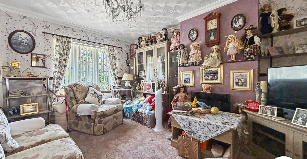 2 bedroom house for sale in Chatham | Robinson Michael & Jackson