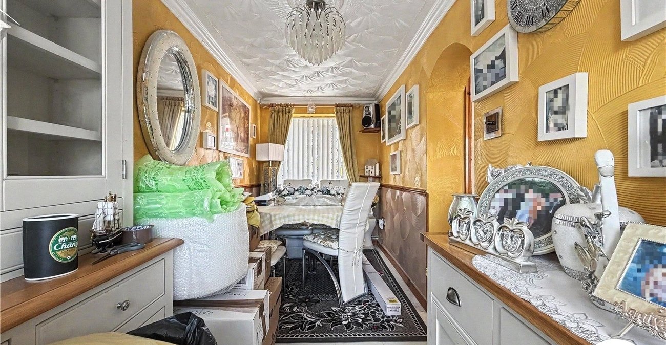 2 bedroom house for sale in Chatham | Robinson Michael & Jackson