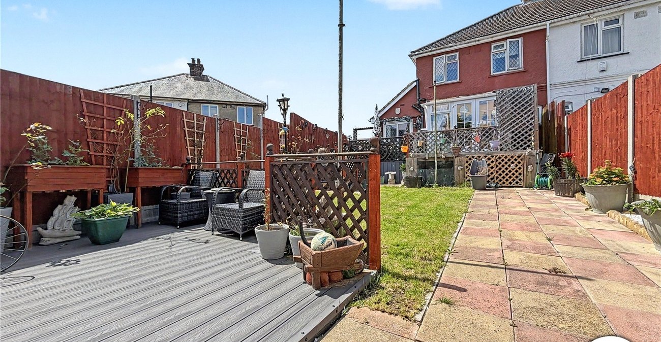 2 bedroom house for sale in Chatham | Robinson Michael & Jackson