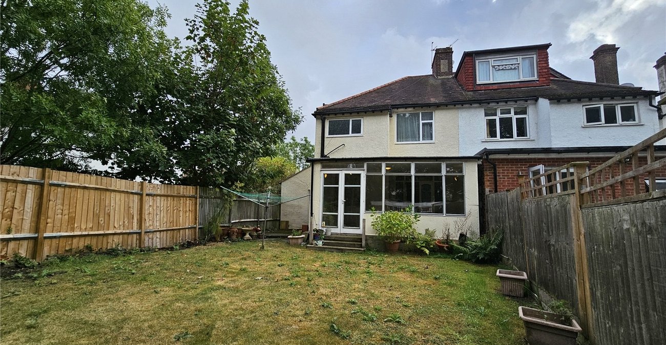 3 bedroom house for sale in Bromley | Robinson Jackson