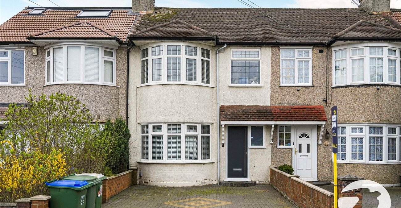 3 bedroom house for sale in Welling | Robinson Jackson