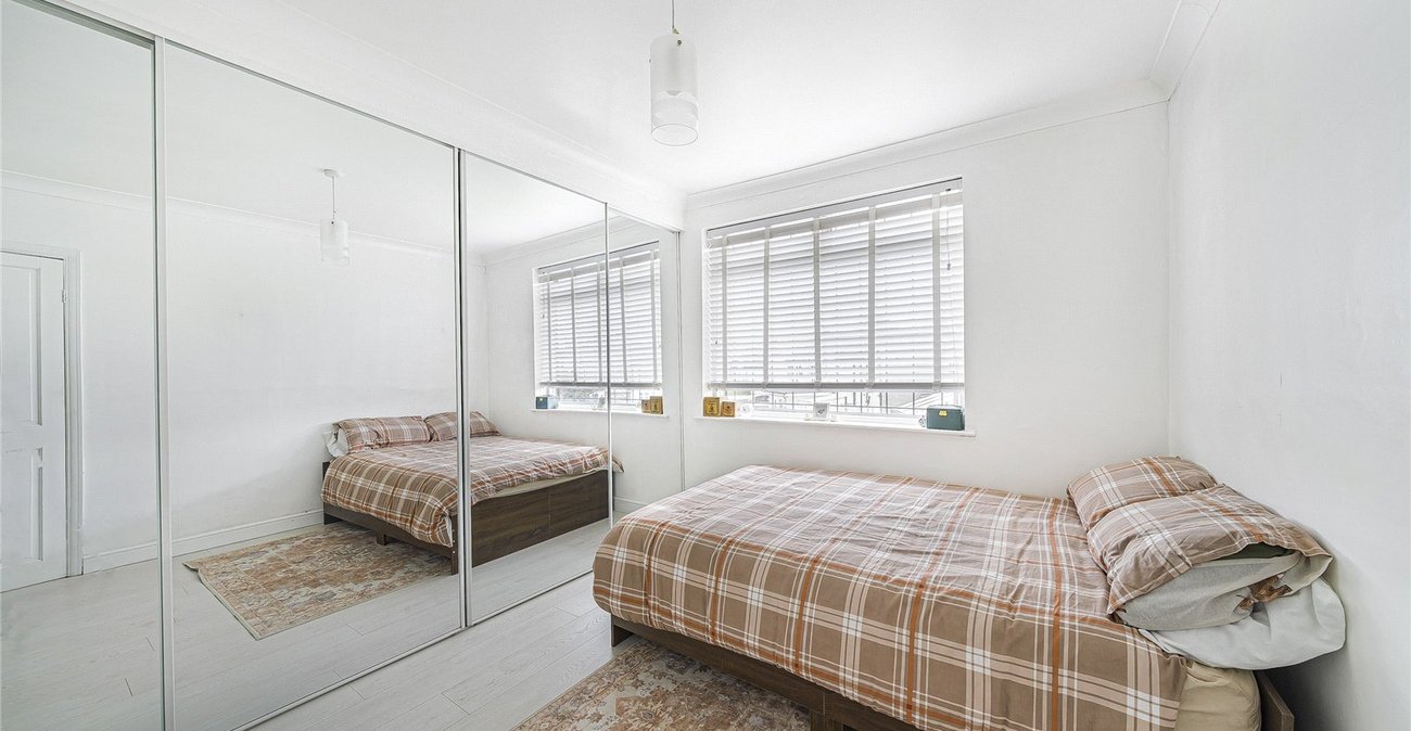 3 bedroom house for sale in Welling | Robinson Jackson