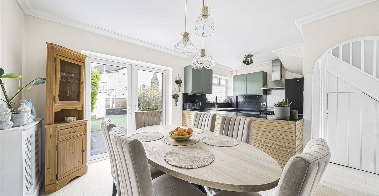 3 bedroom house for sale in Welling | Robinson Jackson