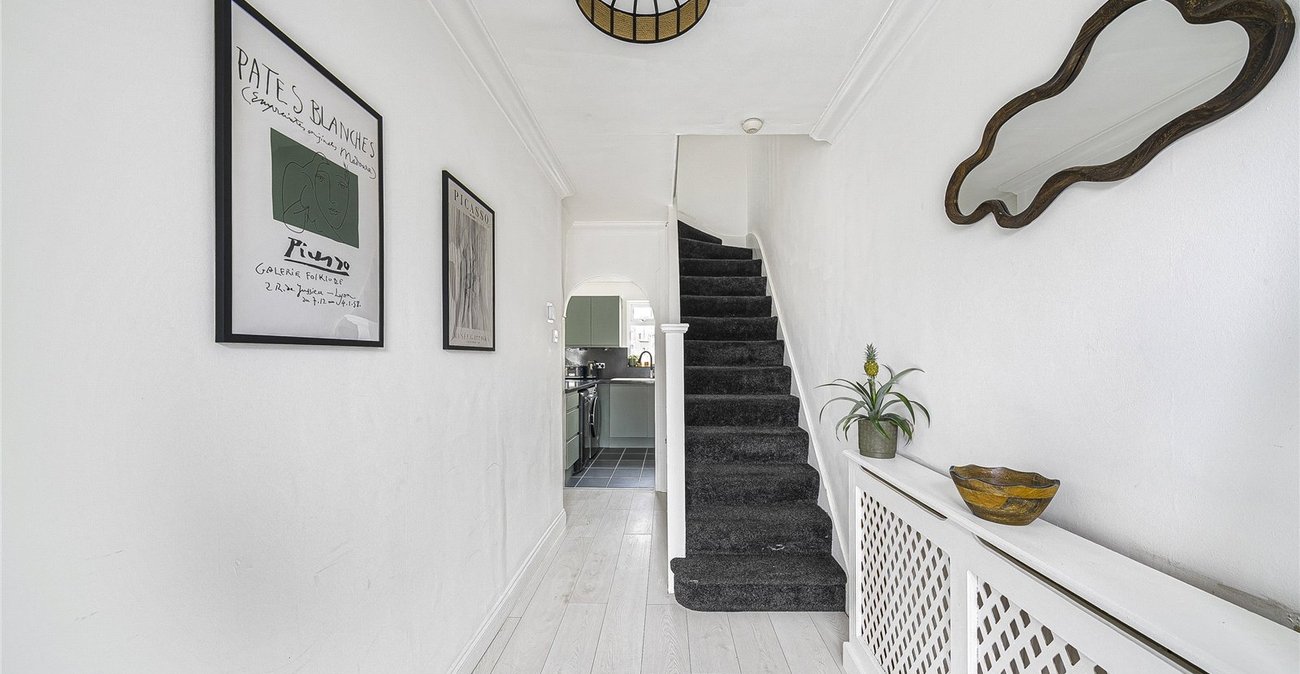 3 bedroom house for sale in Welling | Robinson Jackson