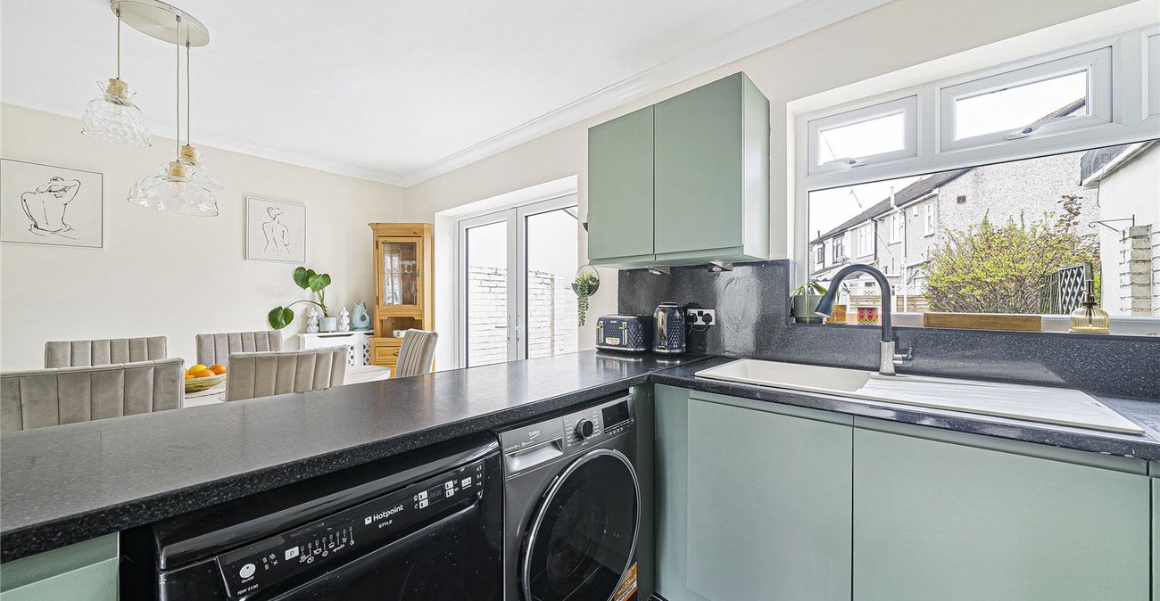 3 bedroom house for sale in Welling | Robinson Jackson