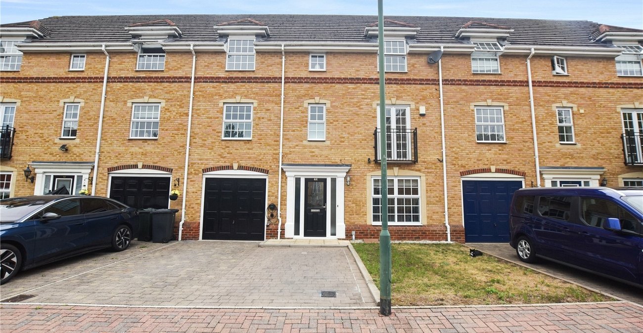 4 bedroom property for sale in Dartford | Robinson Jackson