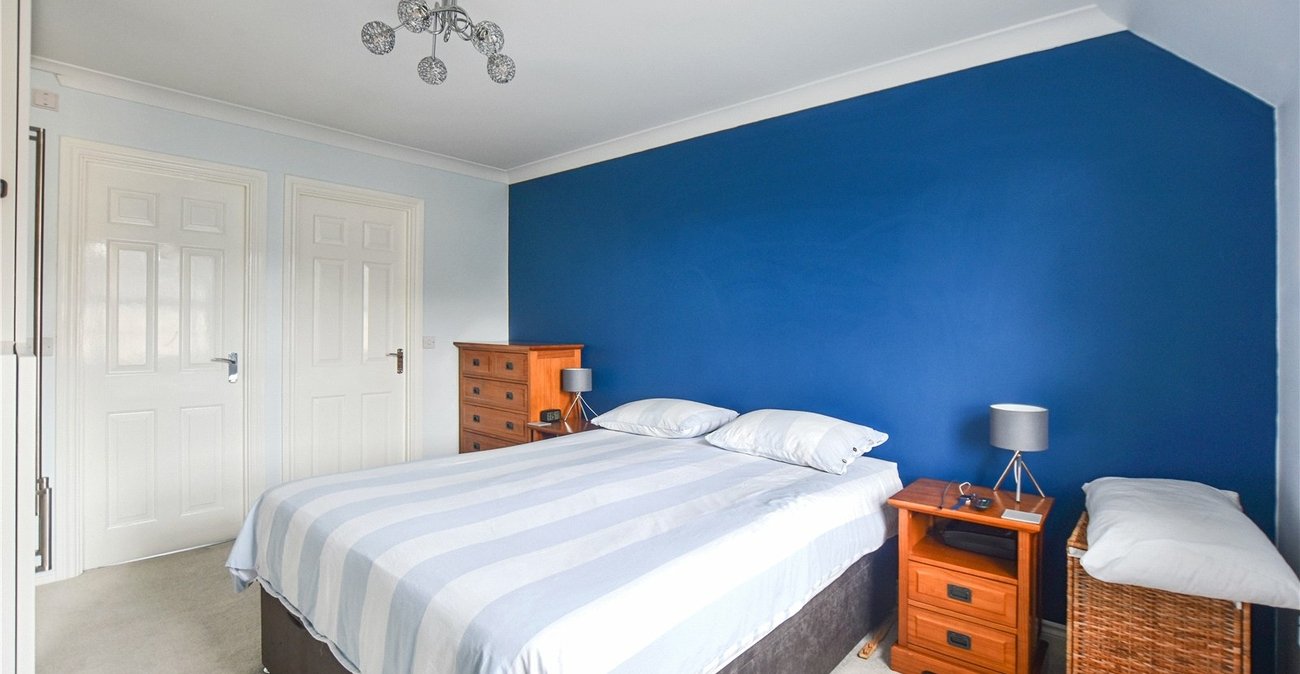 4 bedroom property for sale in Dartford | Robinson Jackson