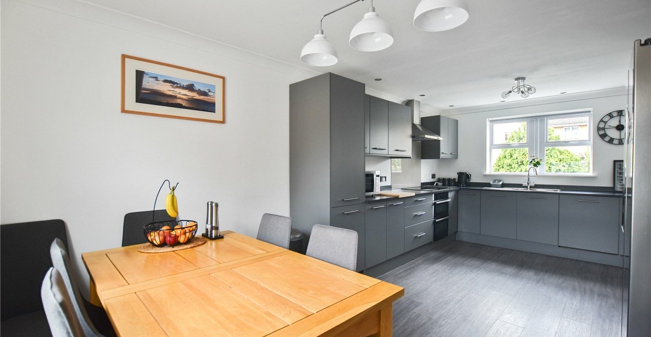 4 bedroom property for sale in Dartford | Robinson Jackson