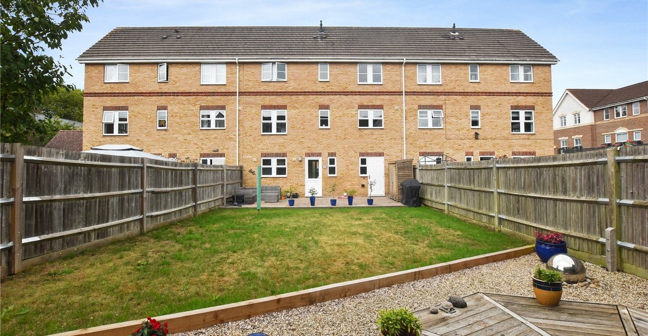 4 bedroom property for sale in Dartford | Robinson Jackson