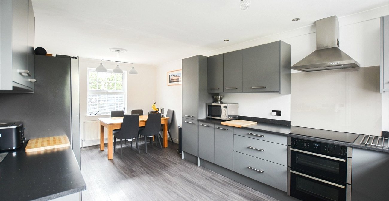 4 bedroom property for sale in Dartford | Robinson Jackson