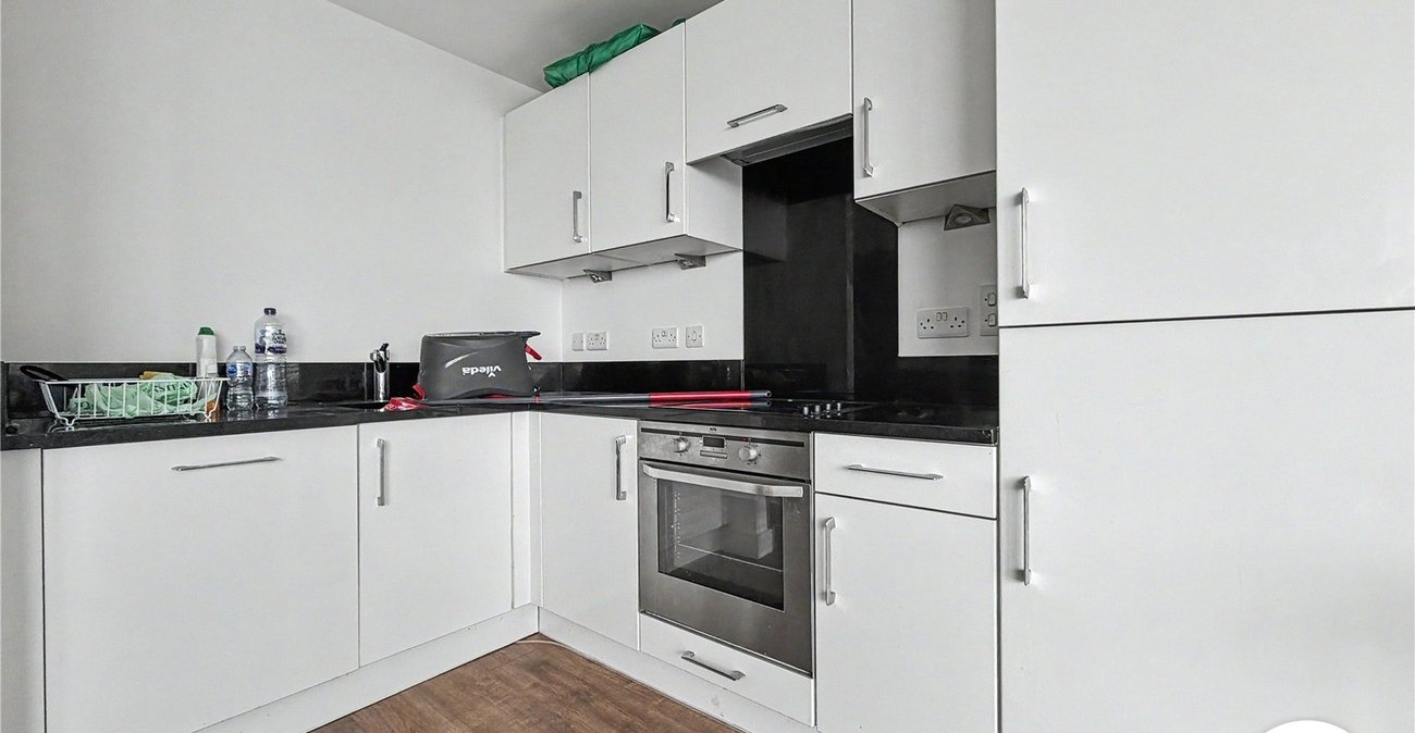 2 bedroom property for sale in Marina Point East | Robinson Michael & Jackson