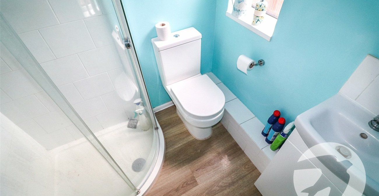 3 bedroom house for sale in Erith | Robinson Jackson