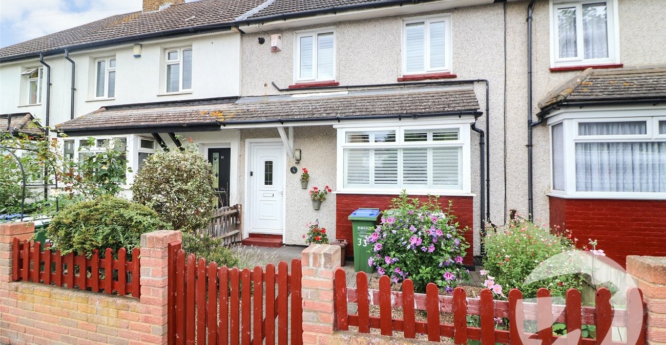 3 bedroom house for sale in Erith | Robinson Jackson