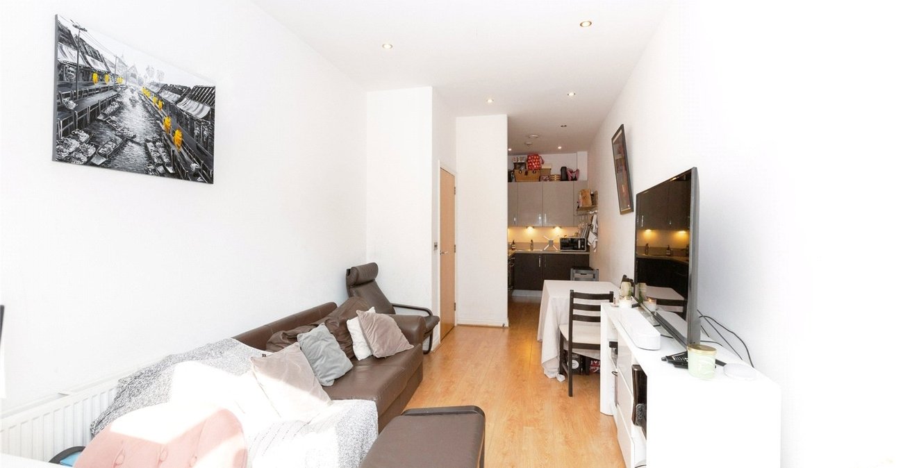 1 bedroom property for sale in London | Robinson Jackson