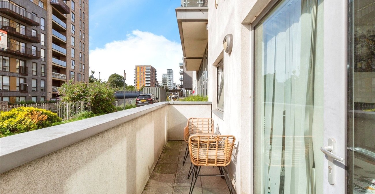 1 bedroom property for sale in London | Robinson Jackson