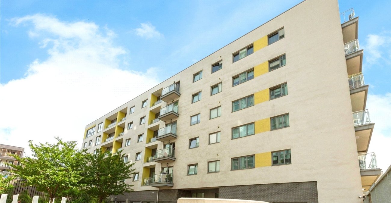 1 bedroom property for sale in London | Robinson Jackson