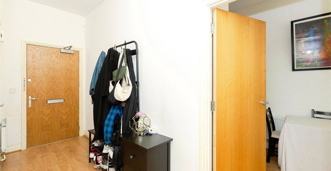 1 bedroom property for sale in London | Robinson Jackson