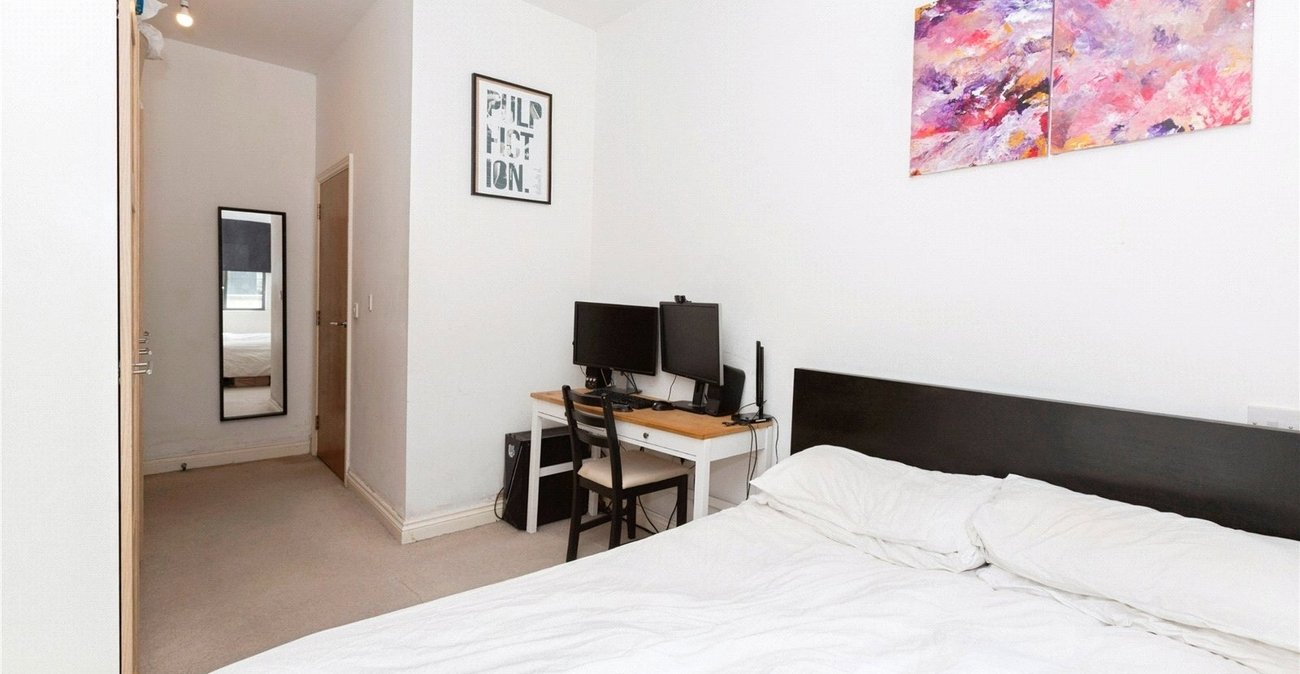 1 bedroom property for sale in London | Robinson Jackson