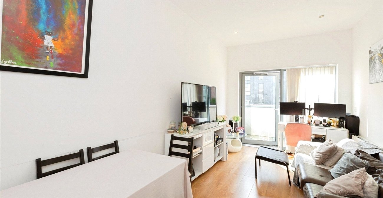 1 bedroom property for sale in London | Robinson Jackson