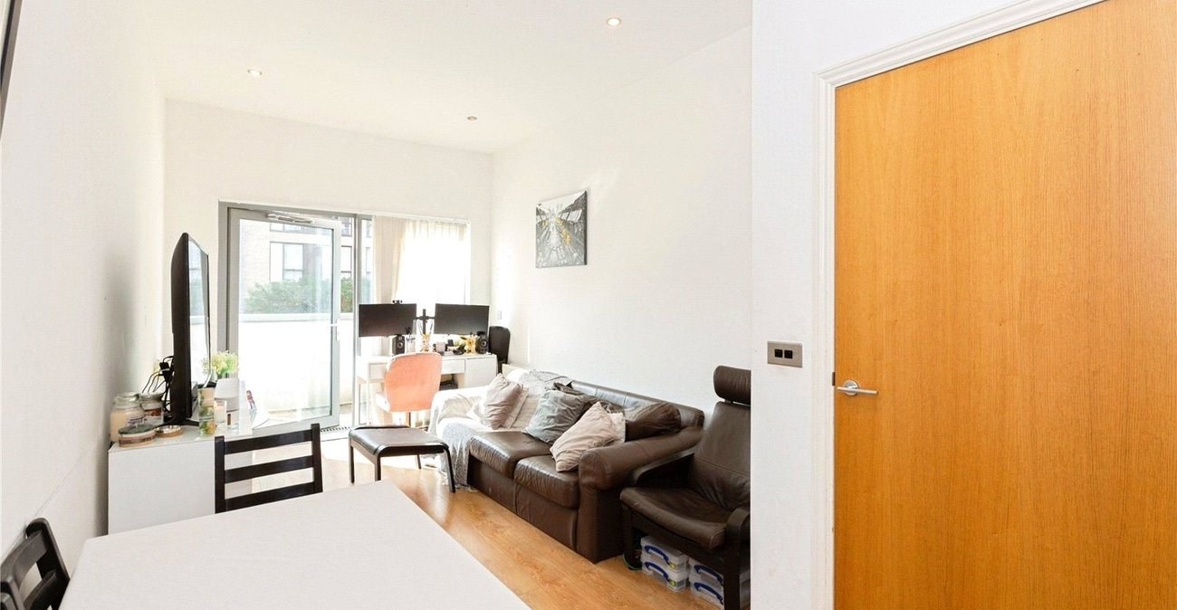 1 bedroom property for sale in London | Robinson Jackson