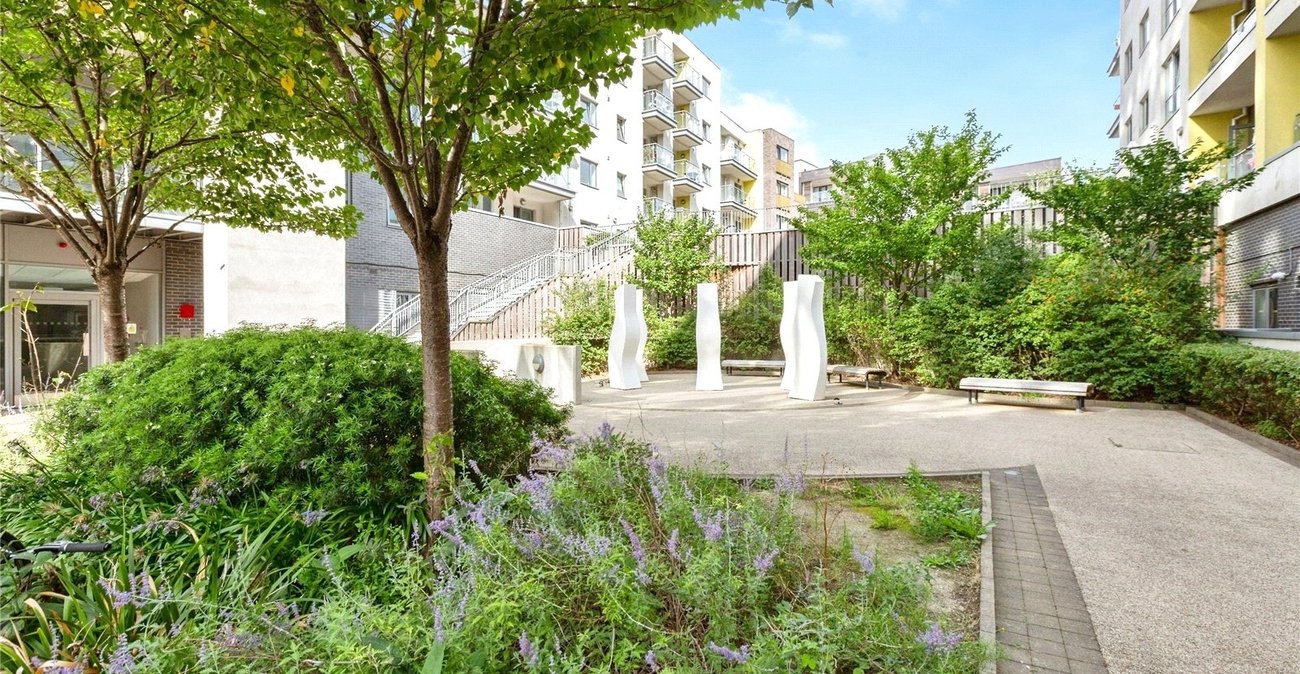 1 bedroom property for sale in London | Robinson Jackson