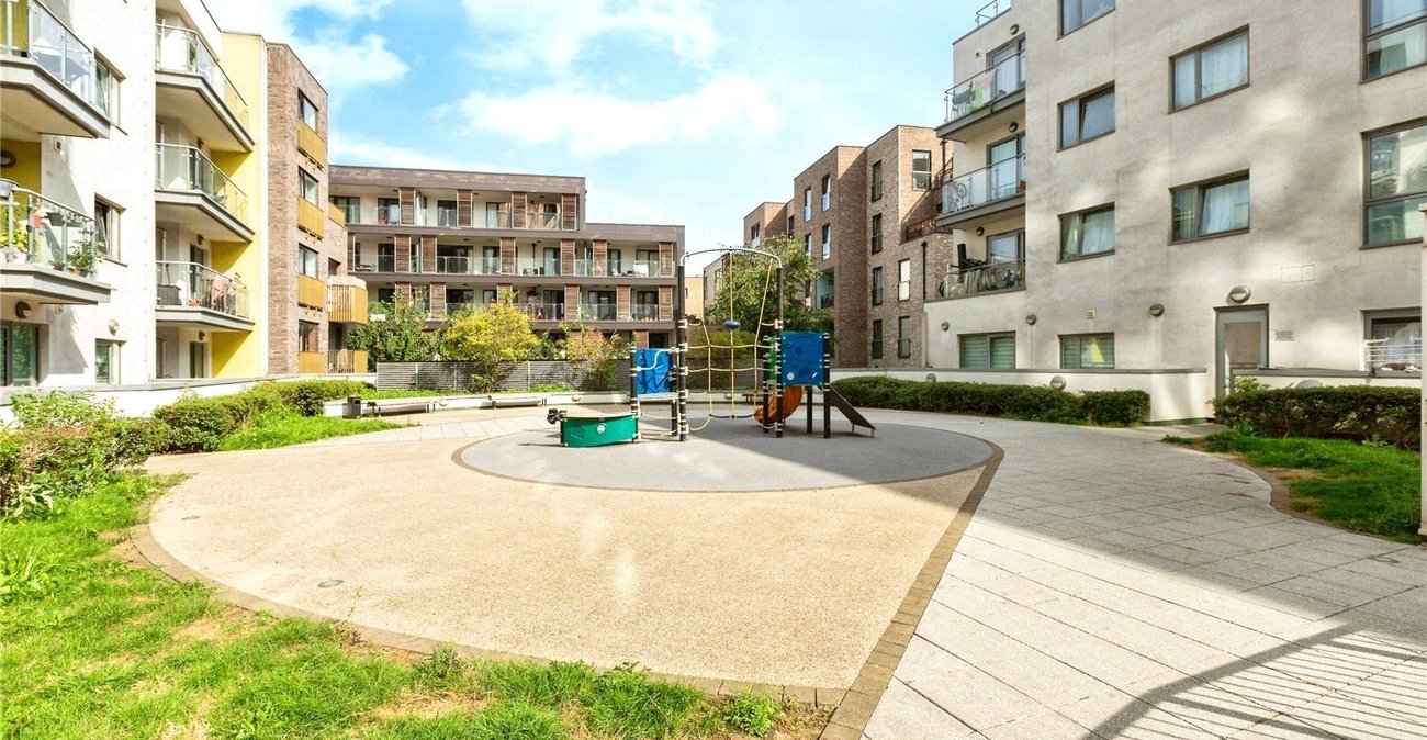 1 bedroom property for sale in London | Robinson Jackson