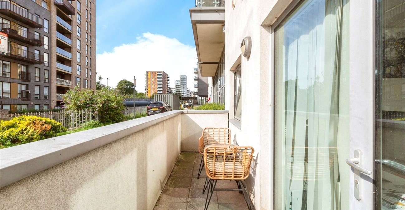 1 bedroom property for sale in London | Robinson Jackson