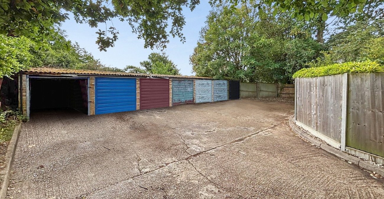 2 bedroom property for sale in Bexley | Robinson Jackson