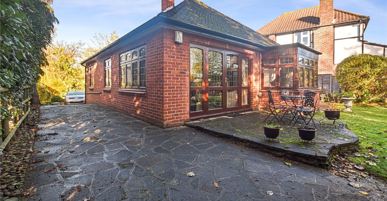 3 bedroom bungalow for sale in Bexley | Robinson Jackson