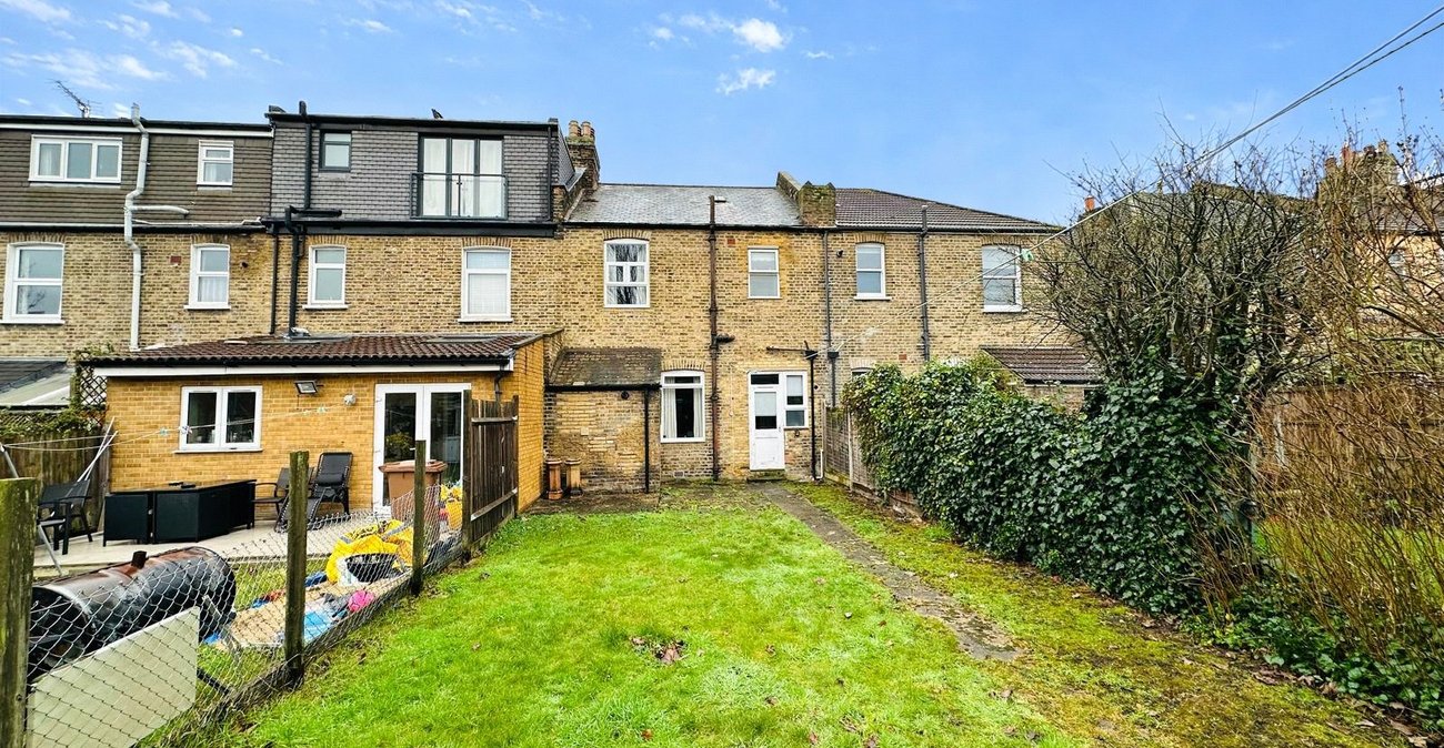 3 bedroom house for sale in Catford | Robinson Jackson