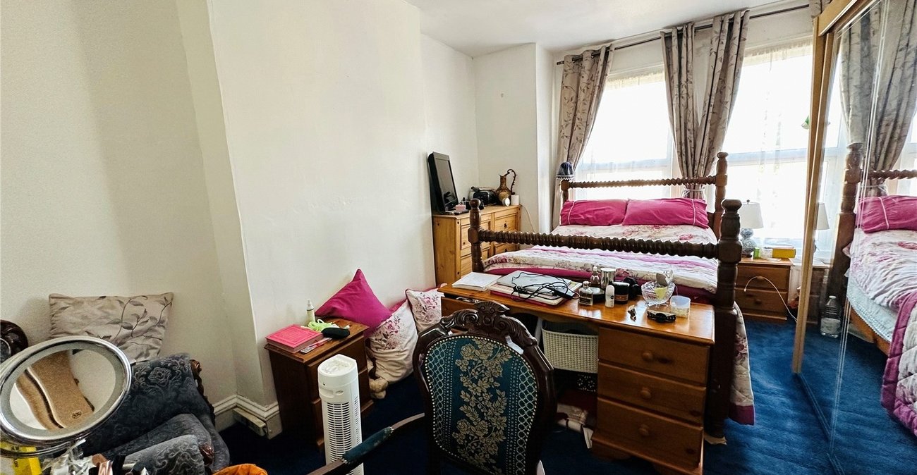 3 bedroom house for sale in Catford | Robinson Jackson