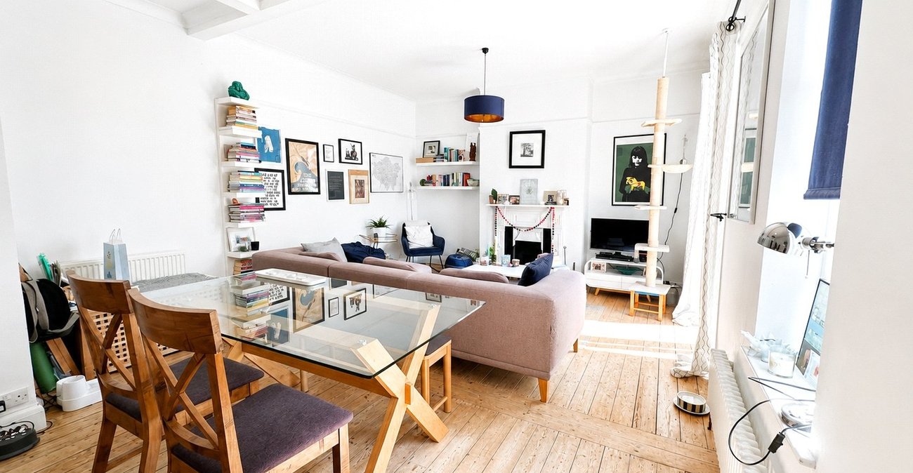 1 bedroom property for sale in London | Robinson Jackson