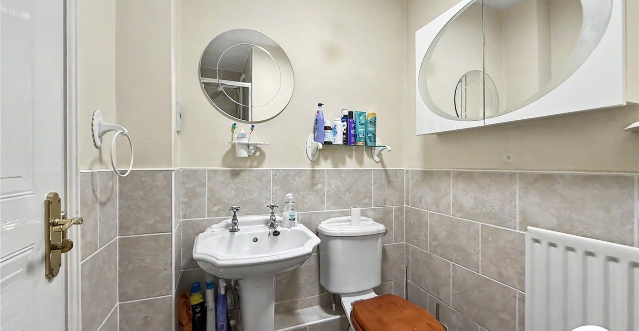 3 bedroom house for sale in Sittingbourne | Robinson Michael & Jackson