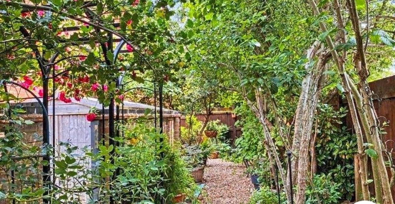4 bedroom house for sale in Sittingbourne | Robinson Michael & Jackson