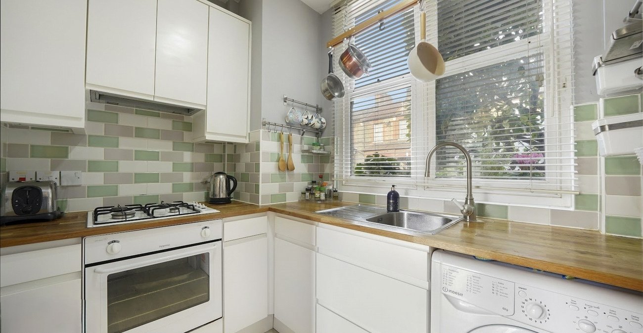 1 bedroom property for sale in London | Robinson Jackson