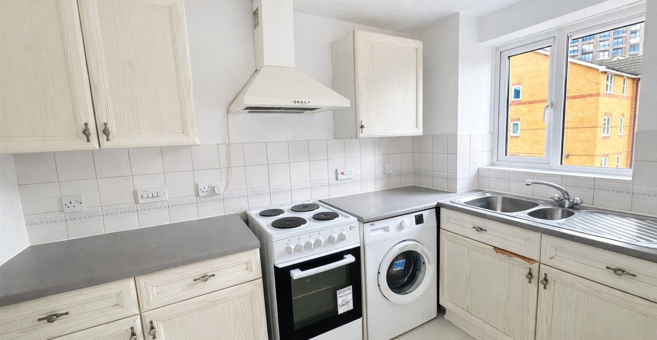 1 bedroom property for sale in London | Robinson Jackson