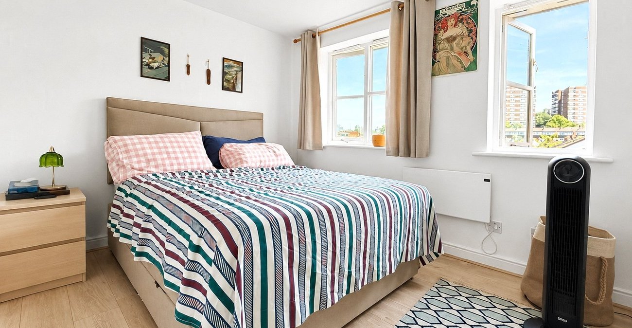 1 bedroom property for sale in London | Robinson Jackson