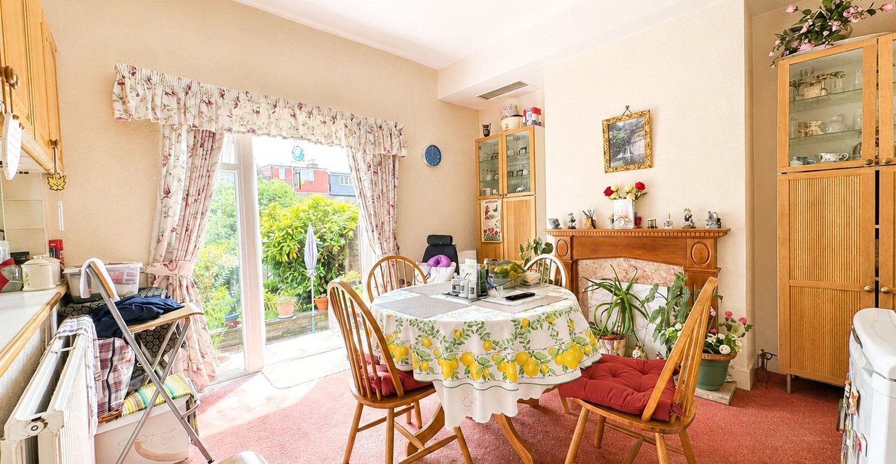 4 bedroom house for sale in Catford | Robinson Jackson