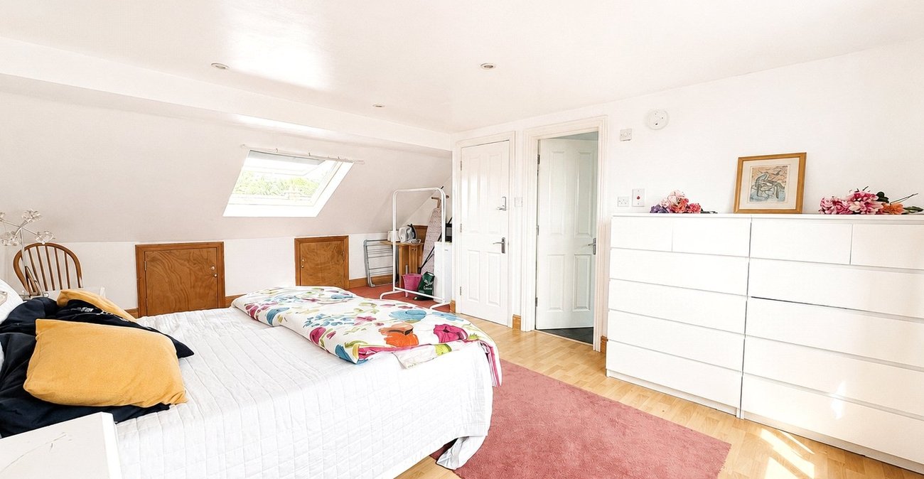 4 bedroom house for sale in Catford | Robinson Jackson