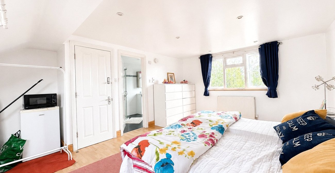 4 bedroom house for sale in Catford | Robinson Jackson